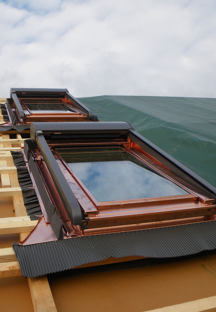 Optimisez la luminosité et le confort de votre intérieur avec la pose de Velux par ZR Couverture à Guingamp (22200) dans les Côtes-d'Armor (22)