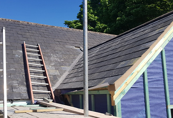 ZR Couverture : Réparation et rénovation de toiture à Guingamp (22200) dans les Côtes-d'Armor (22)