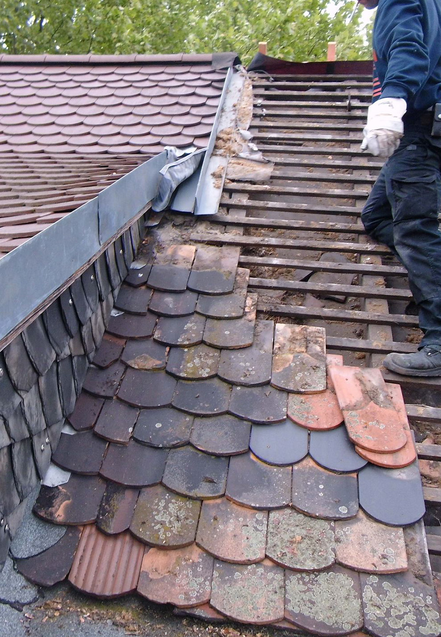 Expert en réparation et rénovation de toiture : Redonnez vie à votre toit avec ZR Couverture à Guingamp (22200) dans les Côtes-d'Armor (22)